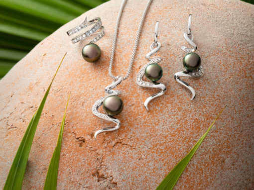 Tahitian River Collection
